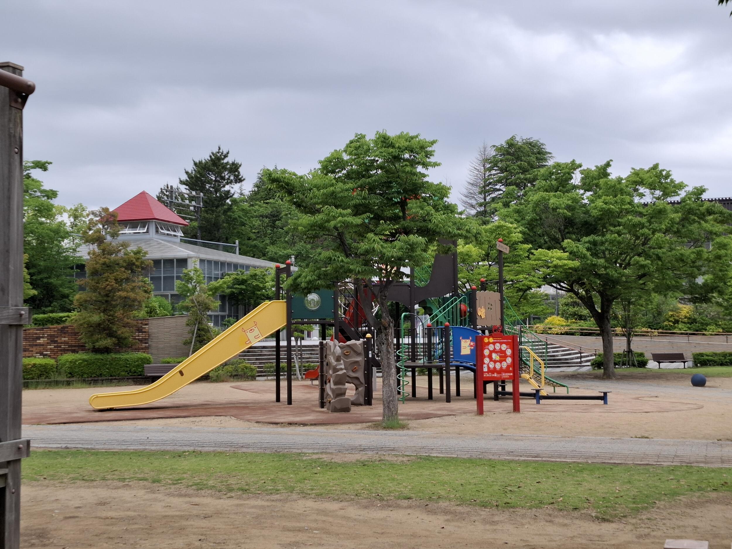 Galaxy A55 5G(広角×2)公園