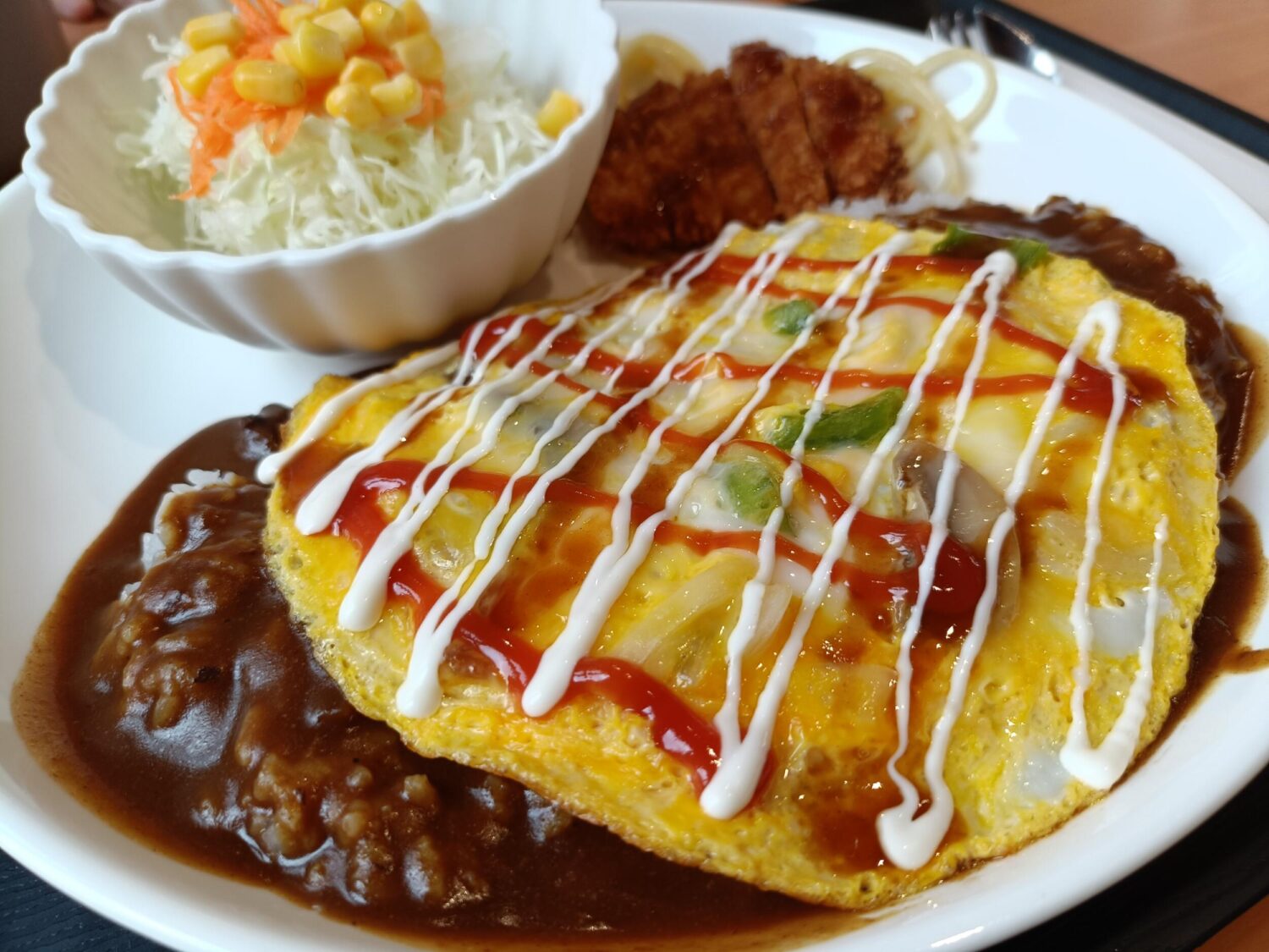 Reno11 A 広角カメラ×1:ハントンカレーライス