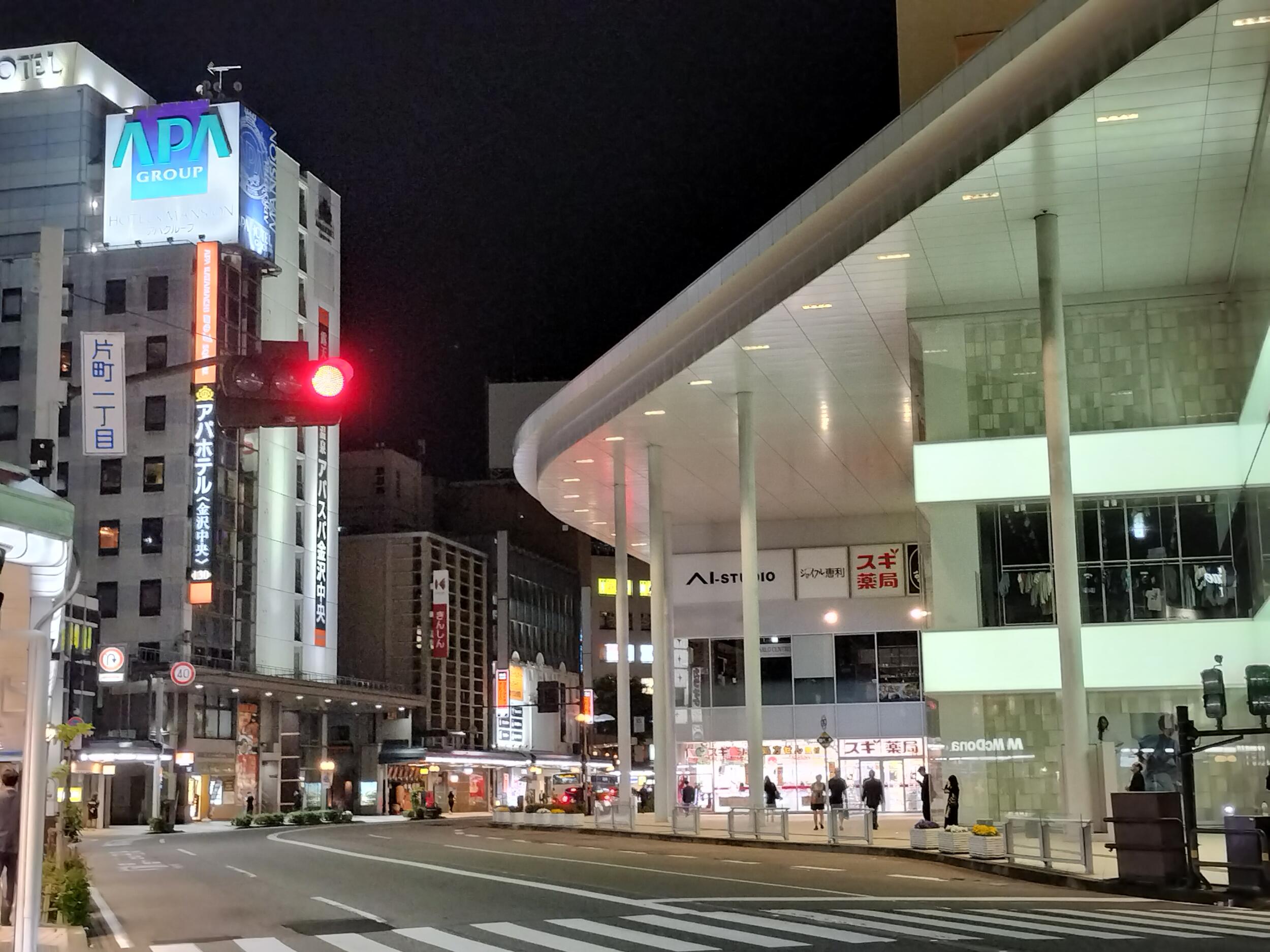 OPPO Reno9 A 広角2倍 夜の街