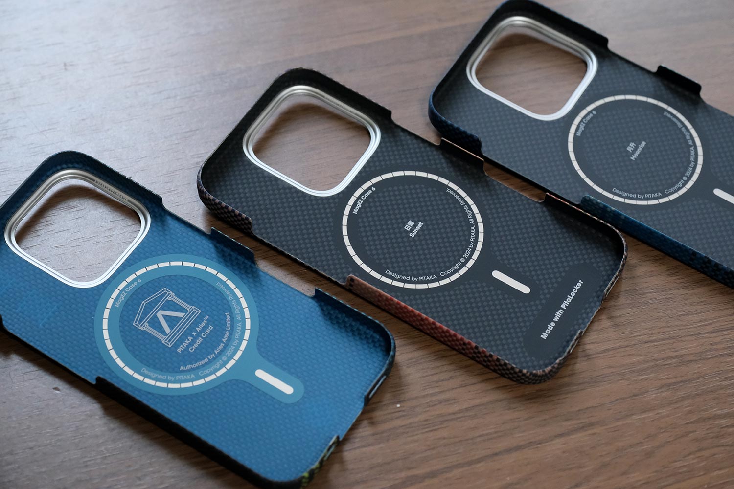 PITAKA Tactile Woven Case MagSafeモジュール