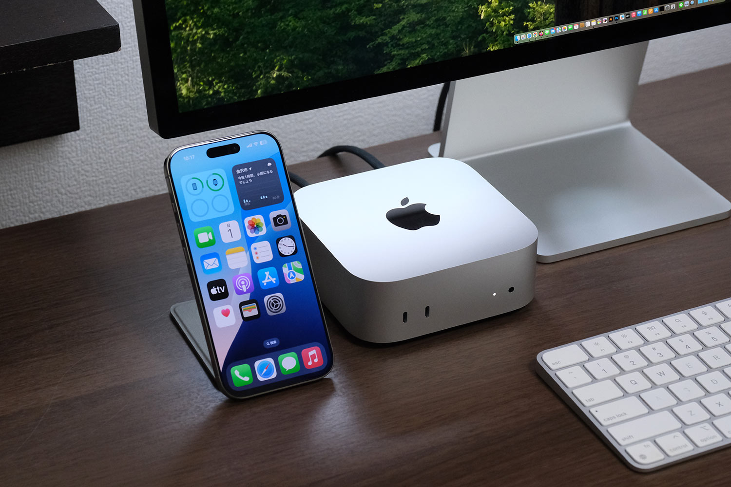 Mac mini(M4 Pro)+ iPhone 16 Pro