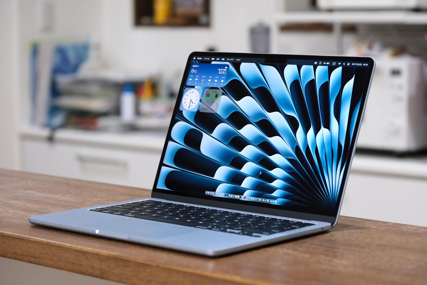 MacBook Air M4 正面