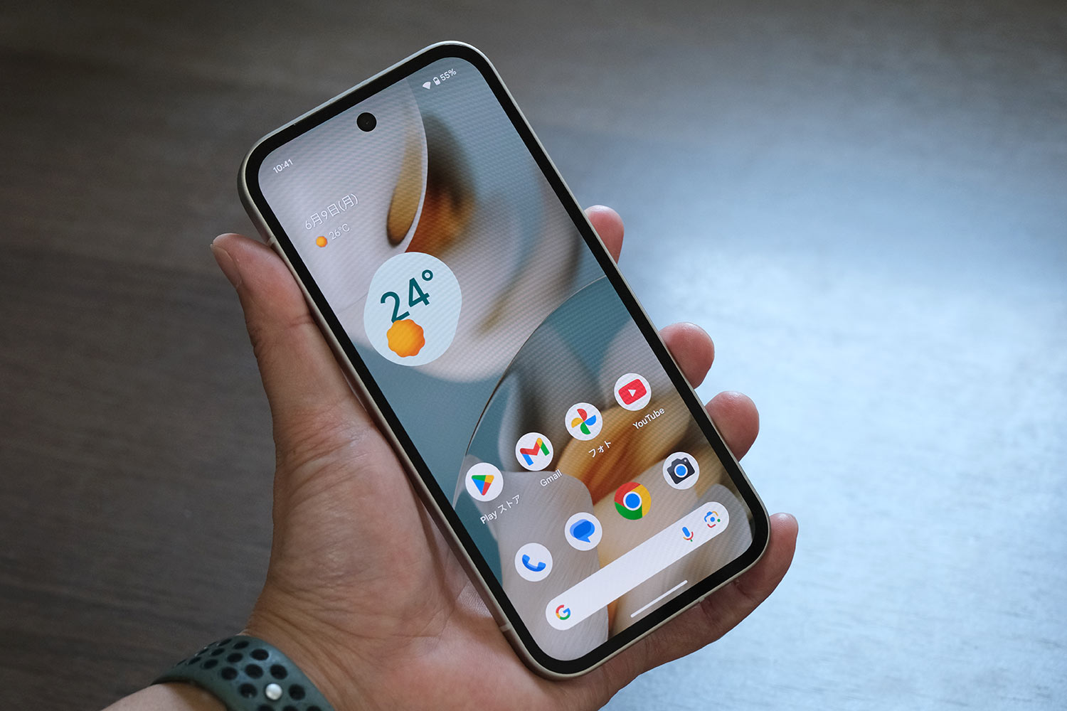 Pixel 9a 正面デザイン