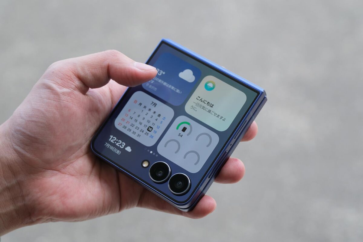 Galaxy Z Flip7 カバーディスプレイ