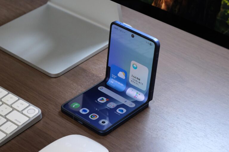 Galaxy Z Flip7 折り曲げて使う