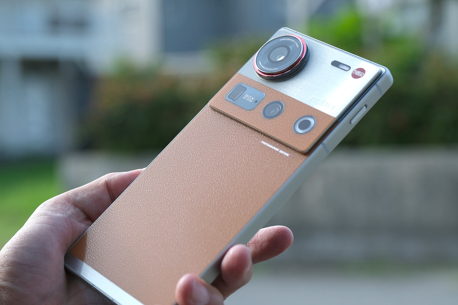 nubia Z70S Ultra レビュー：カメラセンサー大型化、フィルム風