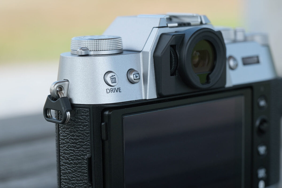 X-T50 カメラ左側の操作ボタン