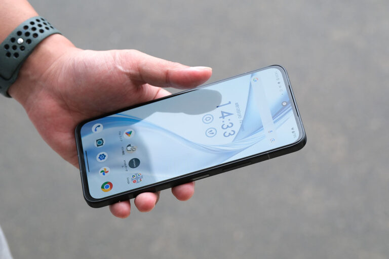 arrows Alpha 正面デザイン