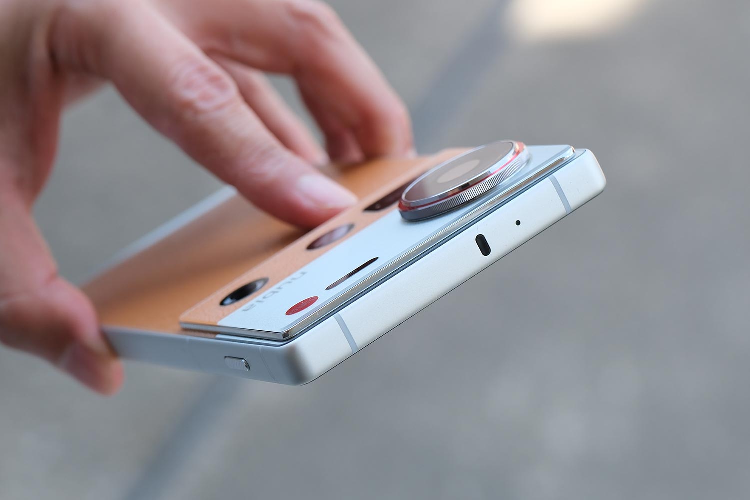 nubia Z70S Ultra 端末上