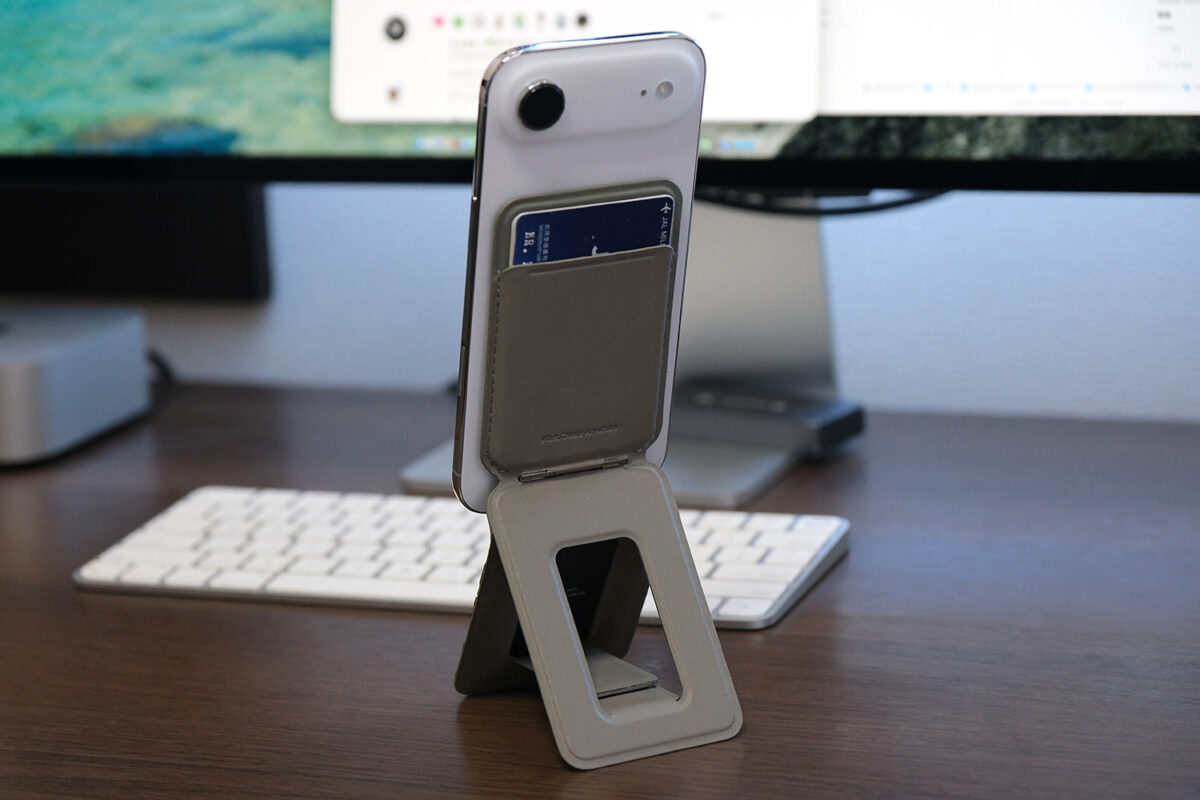 iPhone Air + magSafeスタンド