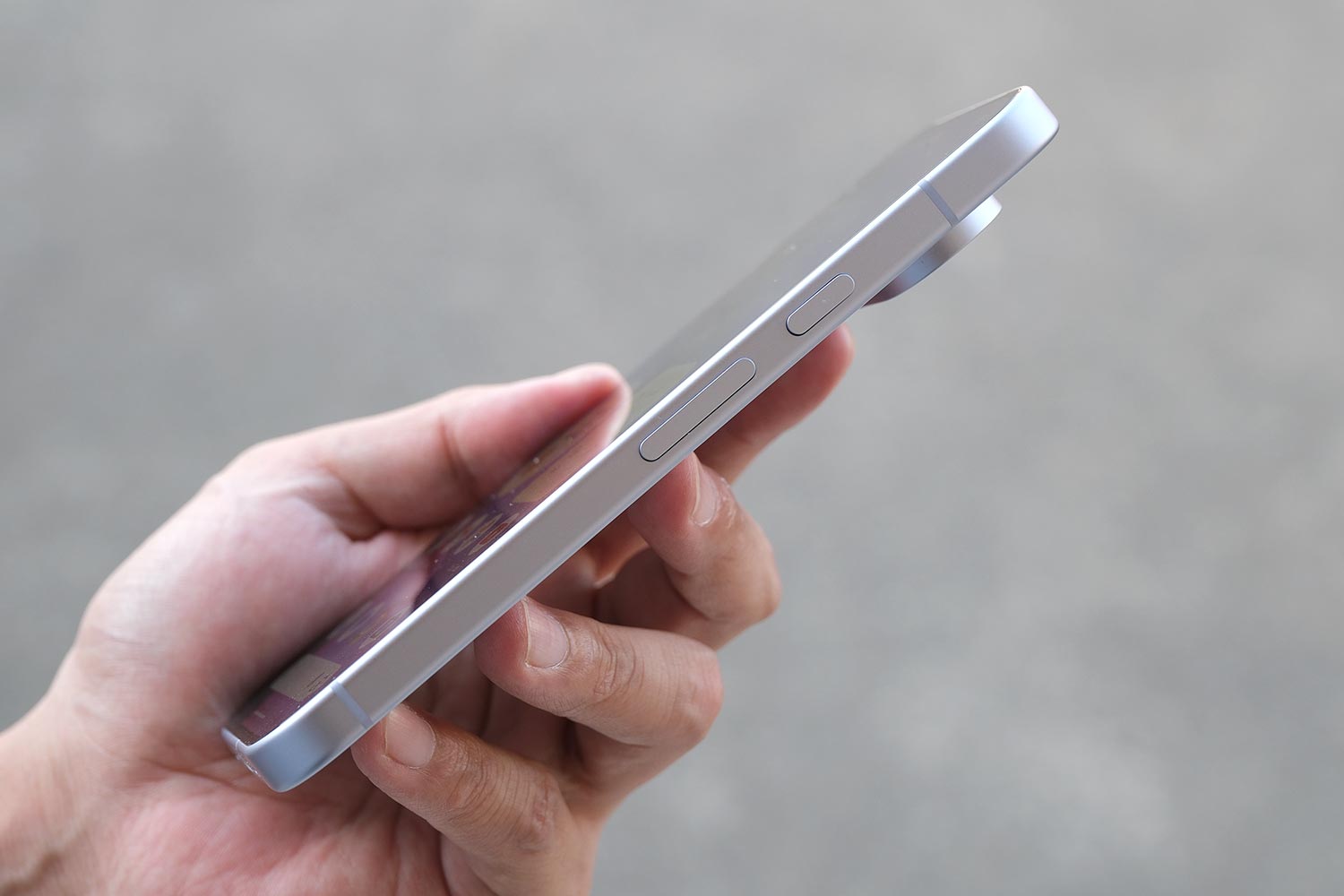 Pixel 10 本体の形状