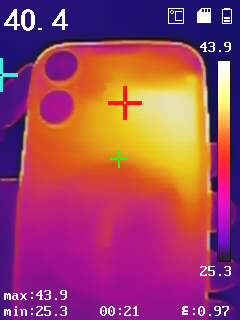 iPhone 17 鳴潮発熱