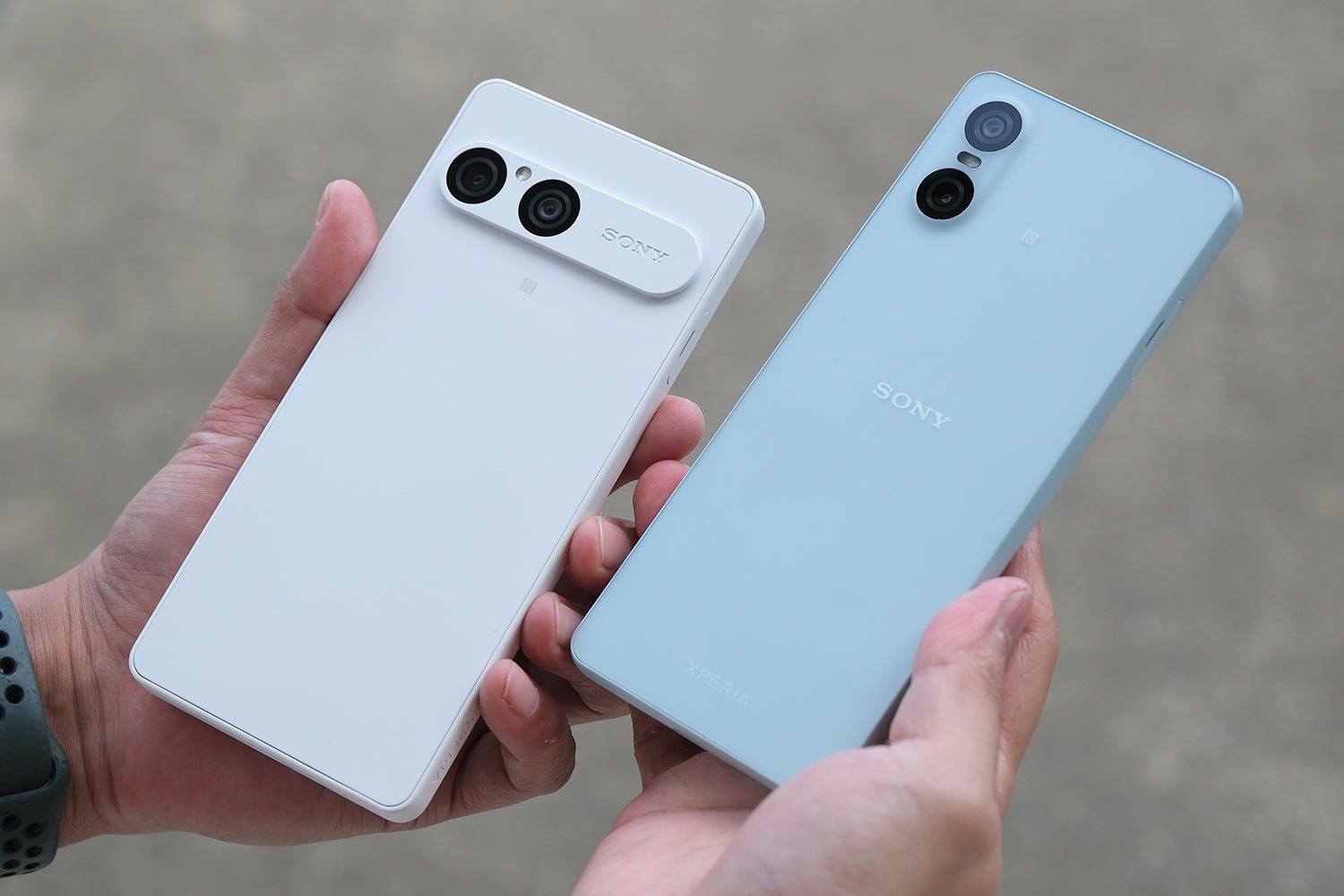 Xperia 10 VII vs 10 VI 筐体デザイン
