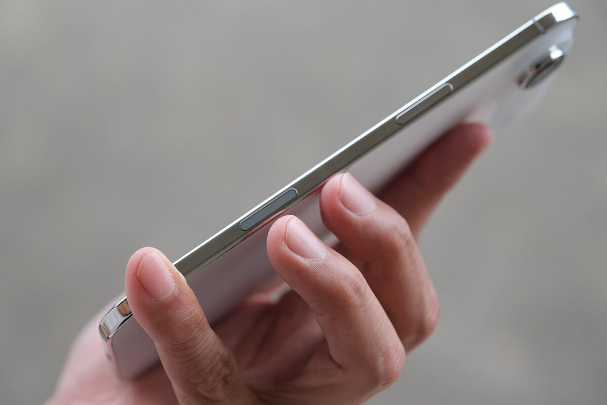 iPhone Air カメラコントロール