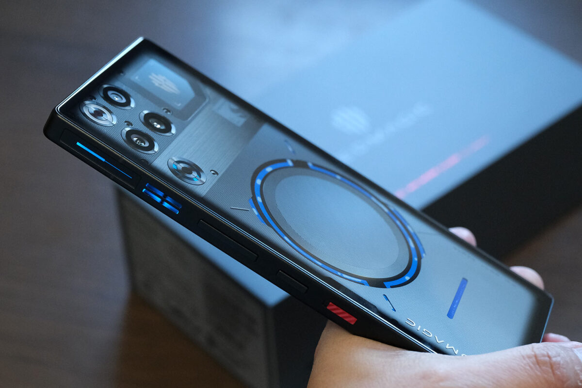 REDMAGIC 11 Pro 空冷 + 水冷