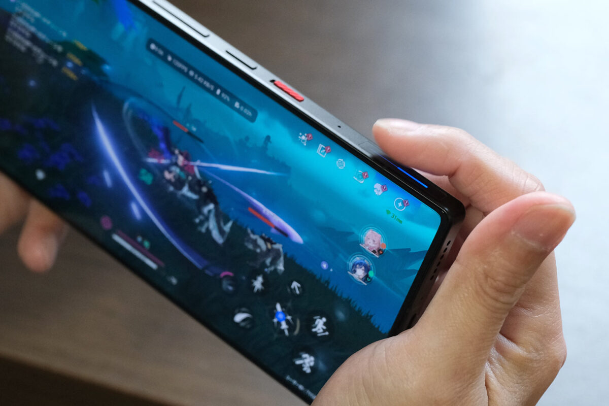 トリガーショルダーでゲームプレイ