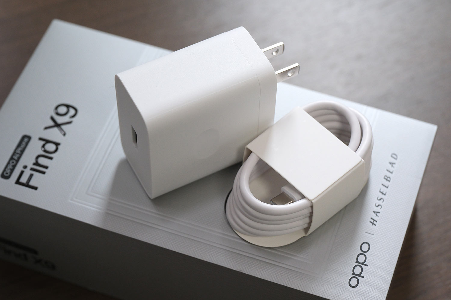 OPPO Find X9 電源アダプタ