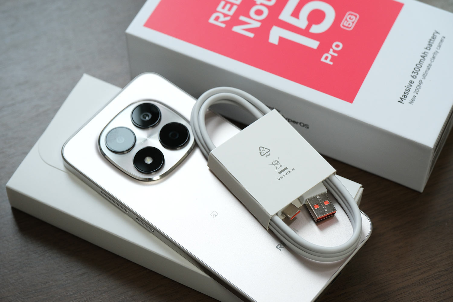 REDMI Note 15 Pro 5G 充電ケーブル