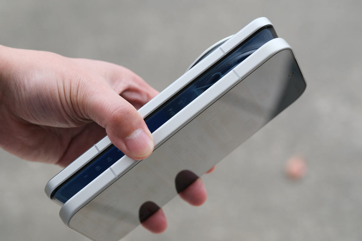 Xiaomi 17 Ultra vs 15 Ultra サイドフレーム