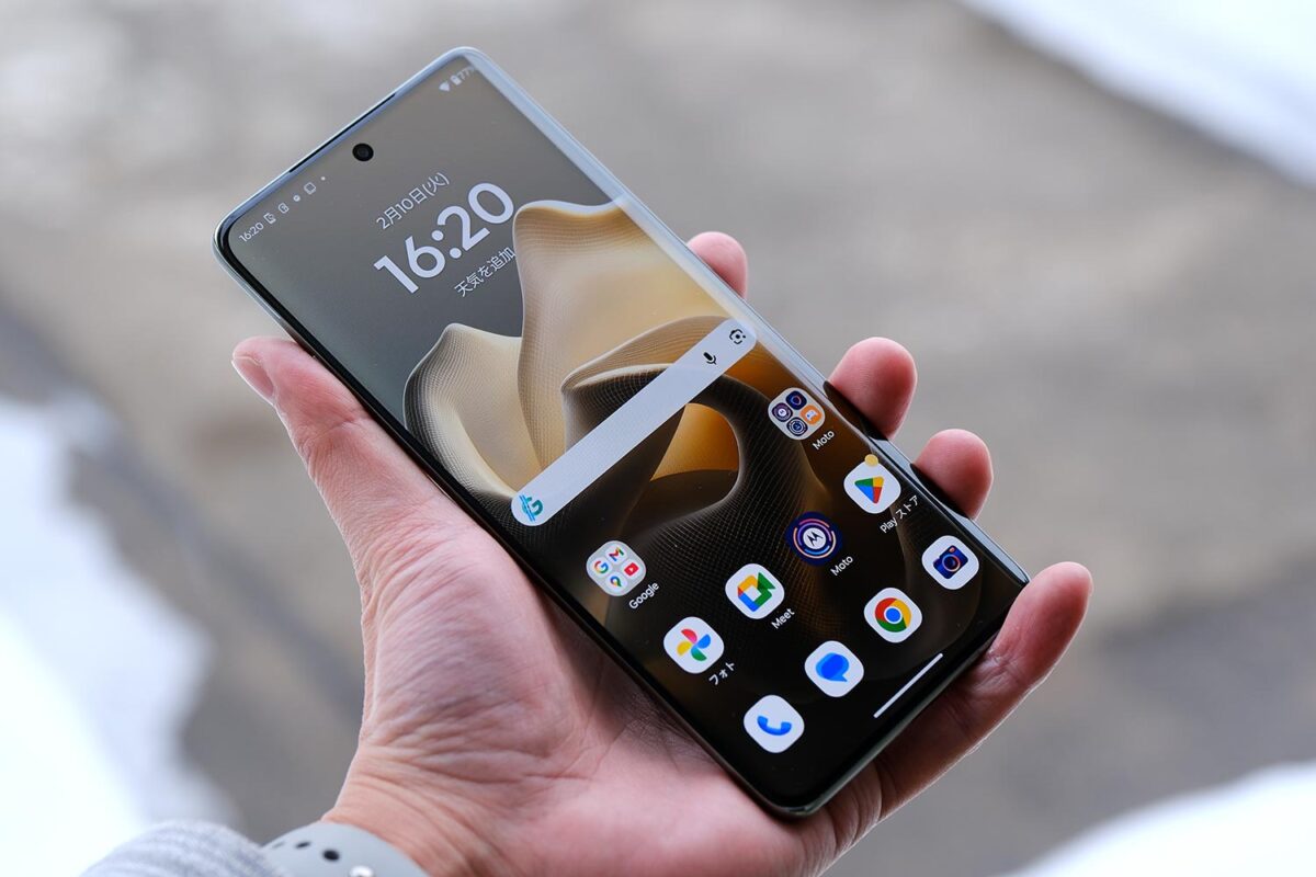 motorola edge 60 pro ディスプレイ