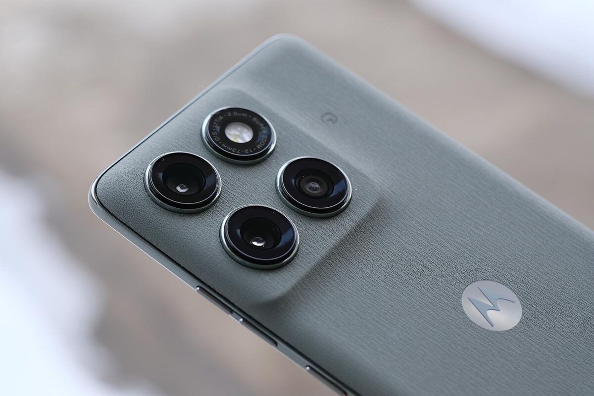 motorola edge 60 pro リアカメラ