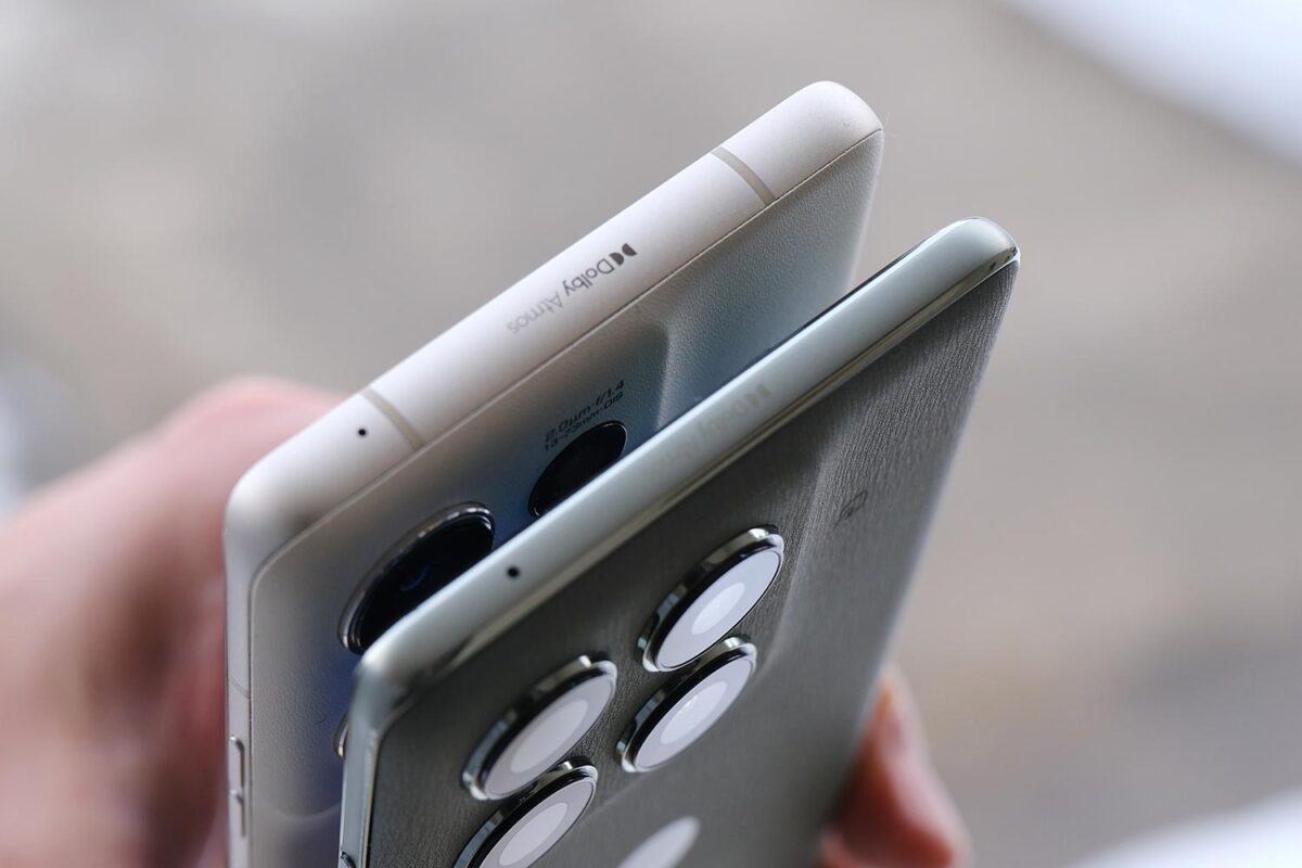 motorola edge 60 pro vs 50s pro 本体上