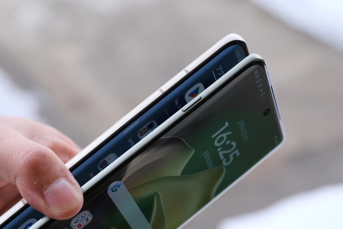 motorola edge 60 pro vs 50s pro 端末下