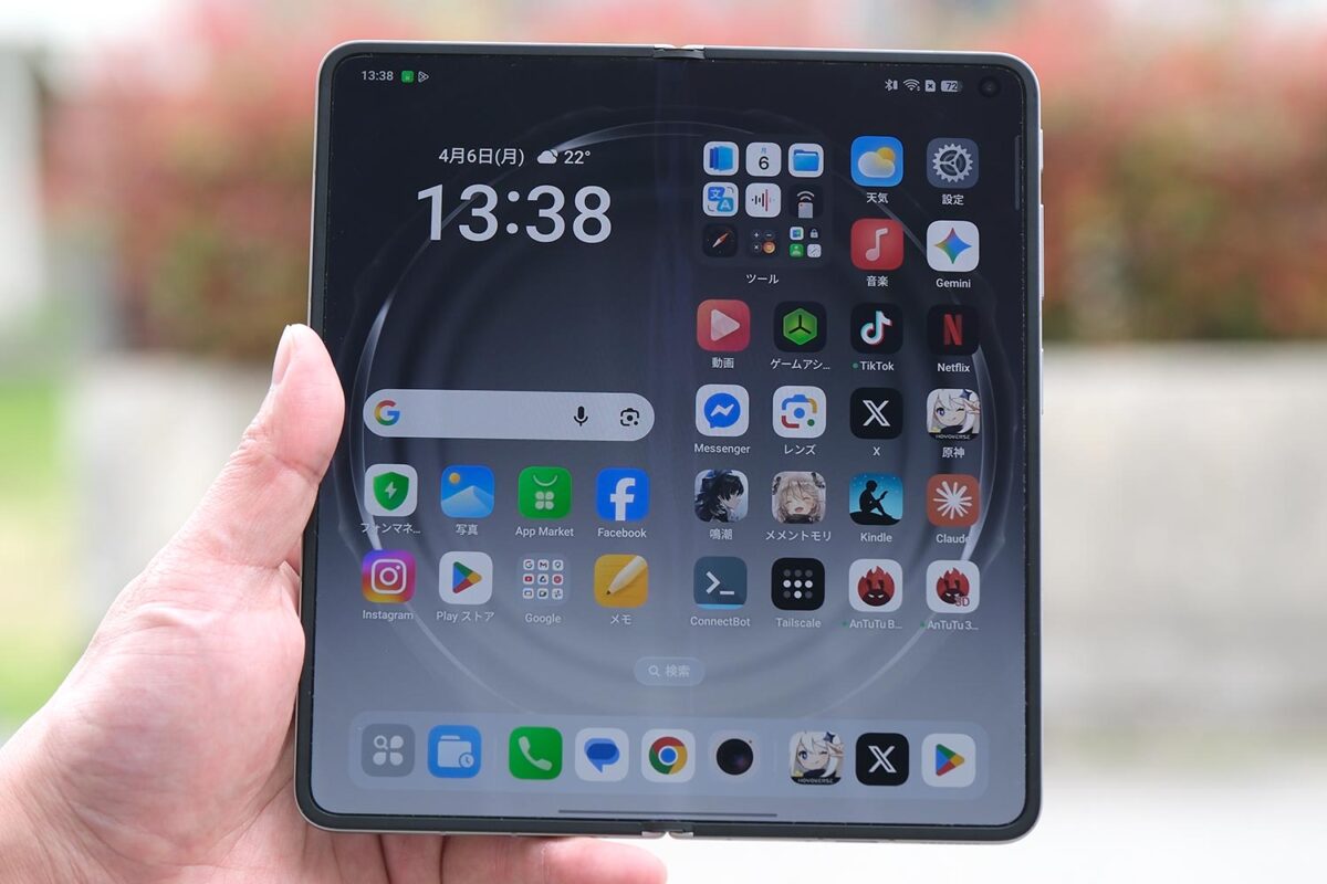 OPPO Find N6 開いた状態