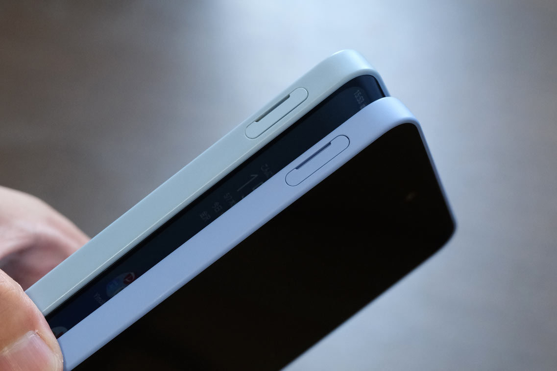 AQUOS wish5 vs wish4 SIMカードスロット