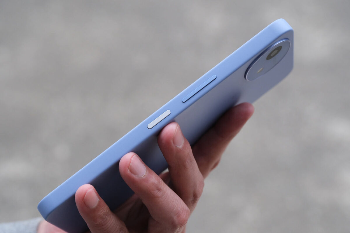 AQUOS wish5 サイドボタン