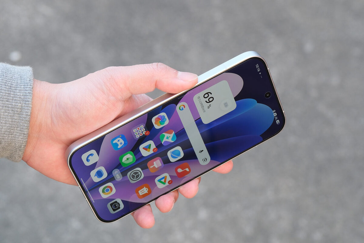 POCO X8 Pro ディスプレイ
