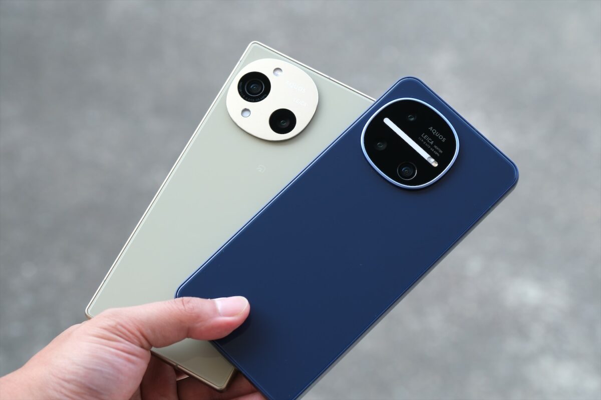 AQUOS R11