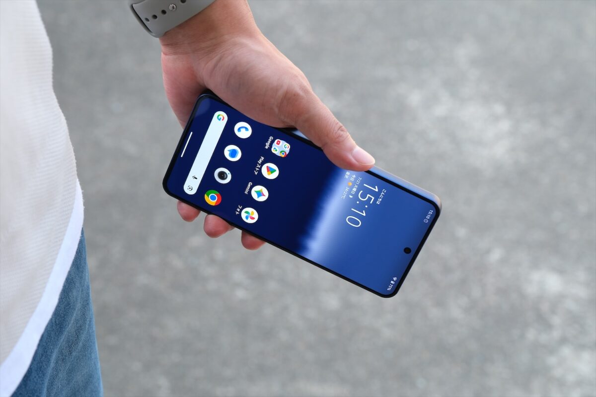 AQUOS R11 ディスプレイ 屋外