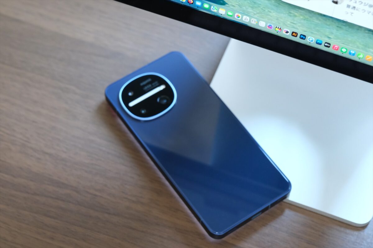 AQUOS R11