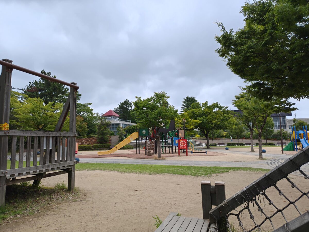 AQUOS R11 作例 公園