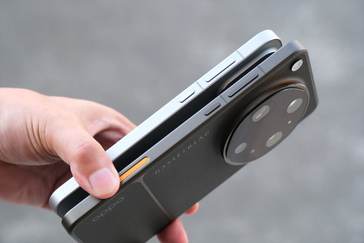 OPPO Find X9 Ultra 右側