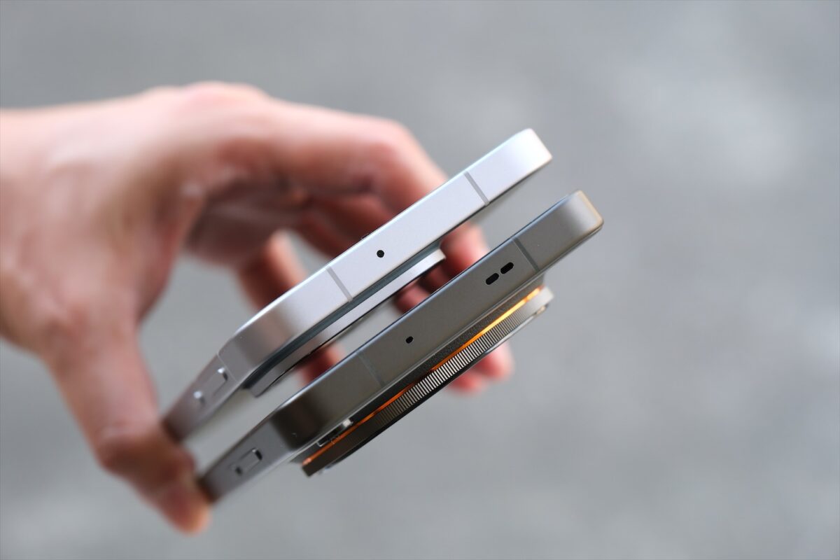 OPPO Find X9 Ultra 上側面