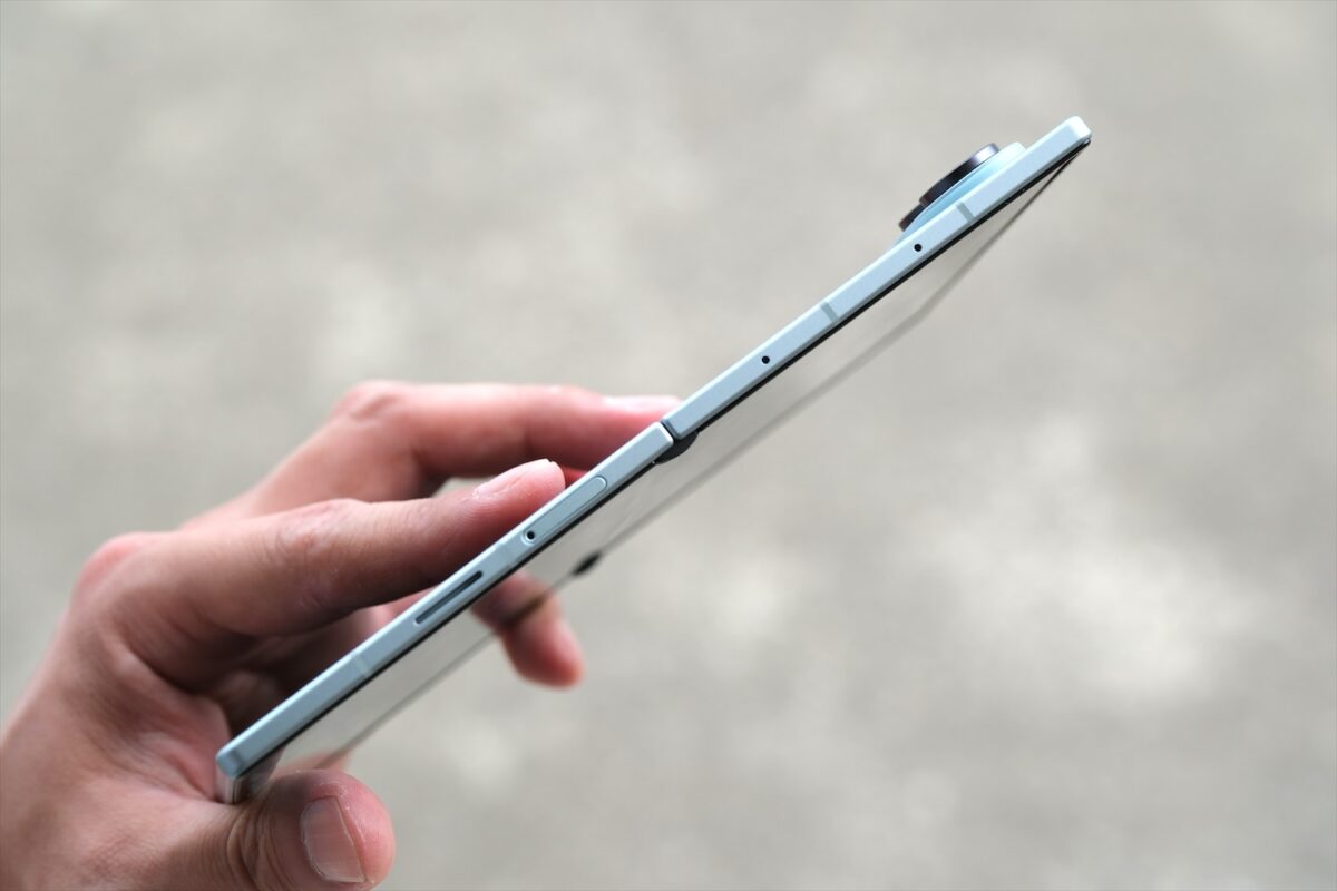 Galaxy Z Fold8 開いた状態 薄さ