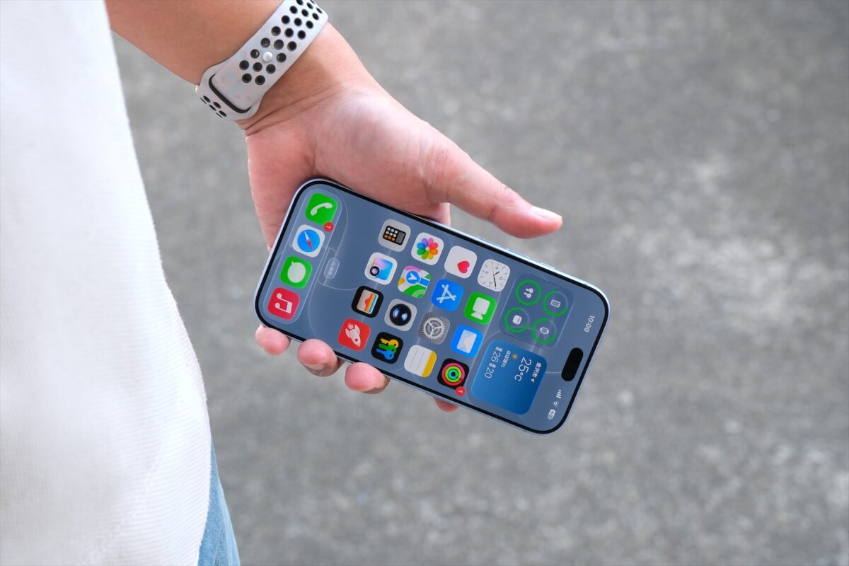 iPhone 18 Pro 背面