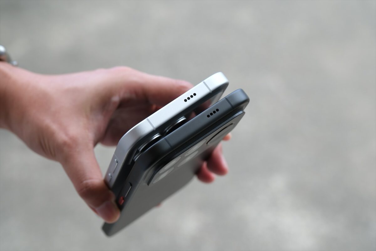POCO F9 Ultra 本体上側