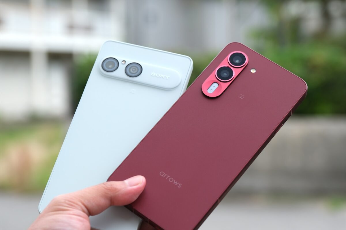 Xperia 10 VIII arrows Alpha2 本体 比較