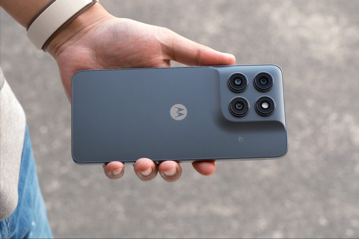 moto g37 背面 デザイン